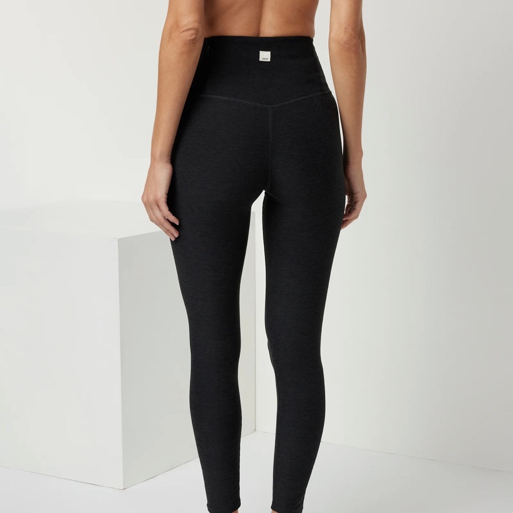 Vuori High-Waist Black Leggings